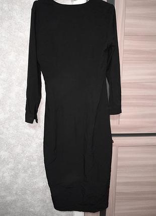 Чорна сукня