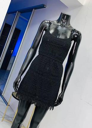 Черное кружевное мини-платье h&m divided, размер xs (40-42)