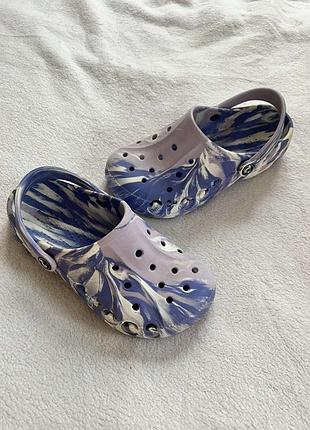 Кроксы фирмы crocs размер j3 (наш 35-36) по стельке 22,5-23 см.