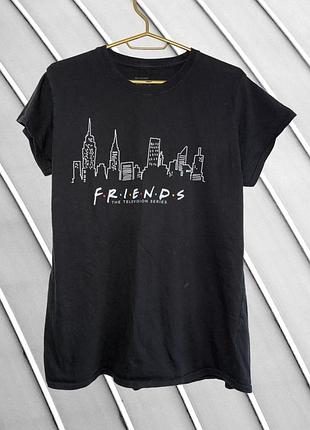 Женская черная футболка friends xl 2xl лицензия мерч сериал друзья стана идеал 52 54 большой размер с принтом лого брендовая