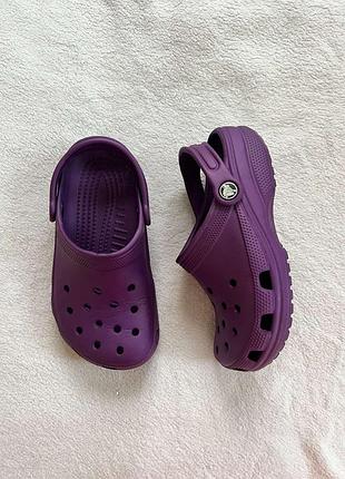Кроксы фирмы crocs размер 2-4 (наш 34-35) по стельке 22-22,5 см