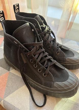 Високі кеди superga