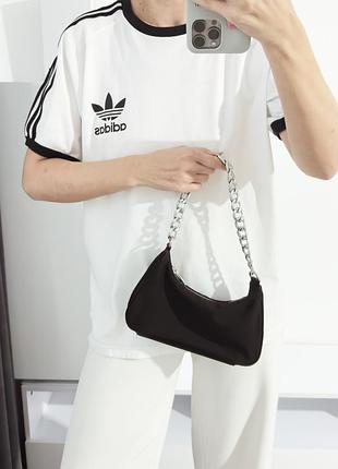 Футболка adidas ,оригінал