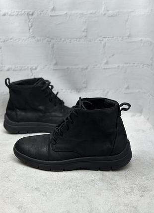 Чоловічі чорні шкіряні кросівки clark’s
