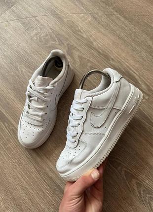 Белые кожаные кроссовки nike air force 1 оригинал размер 38.5
