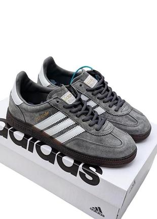 Жіночі кросівки adidas spezial сірі