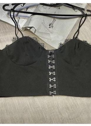 Shein крутий чорний оригінальний топ розмір 40/l висота - 37 см пог - 42 см на чашках подвійна тканина