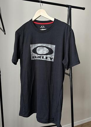 Футболка oakley l