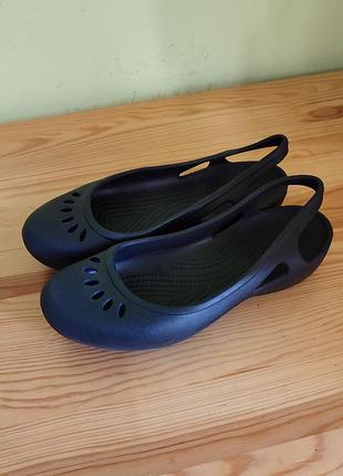 Балетки crocs