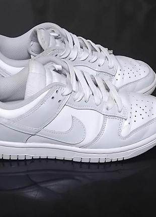 Кросівки з нат.шкіри  nike  35,5 p./22 см.