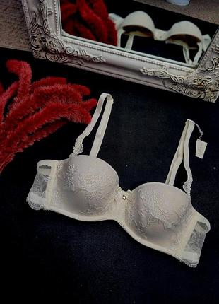 Бюстгальтер с вышивкой, камнями swarowski lise charmel 75a