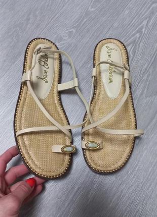 Шкіряні жіночі босоніжки sam edelman