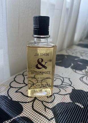 Парфумований гель для душу l'occitane із серії "жасмин та бергамот" (jasmin & bergamote).