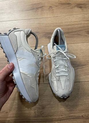 Жіночі кросівки фірми new balance 327 оригінал