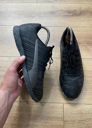 Футзалки фірми puma sample one 5.4 it оригінал