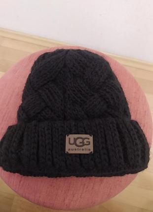 Шапка ugg australia, усередині на флісі