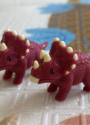 Kinder фігурки динозаври 5