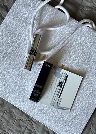 Dior diorshow iconic overcurl 4 г. мініатюра. туш для вій з об’ємом та вигином