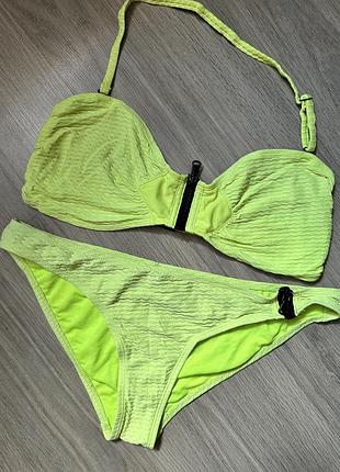Яркий купальник river island