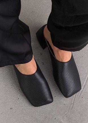 Сабо на підборі ™️ nikart
колір: чорний , натуральна шкіра
