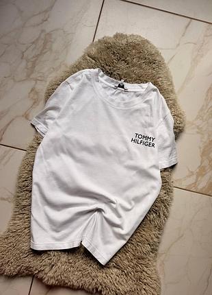 Жіноча базова футболка від tommy hilfiger