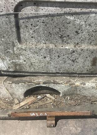 Скло дверей ліве запорожець заз 966 968