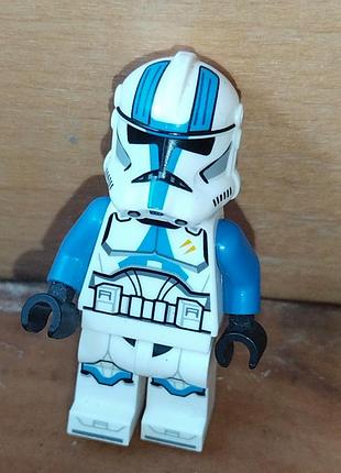 Фигурка lego республика clone trooper 501st legion phase 2 helmet with holes star wars