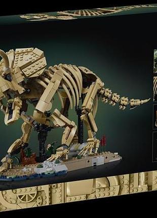 Конструктор lego® jurassic world окаменелости динозавров: трицератопс, 1154 детали (77985)