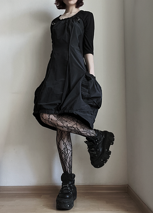 Черное готическое платье мини структурированное корсетное с кольцами gothic avant-garde
