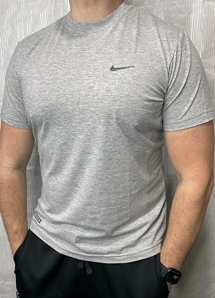 Футболка nike