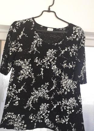 Аllelier  creation 
40/l /48
42/xl/50
женская кружевная блуза черного цвета с белым цветочным принтом
очень хорошее состояние