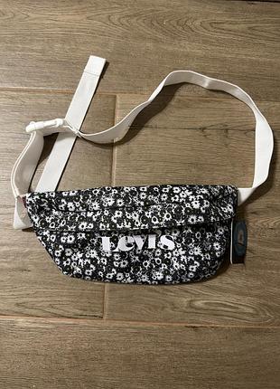 Нова сумка бананка від бренду levi’s