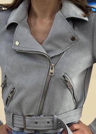 Куртка-косуха zara світло сірого кольору м