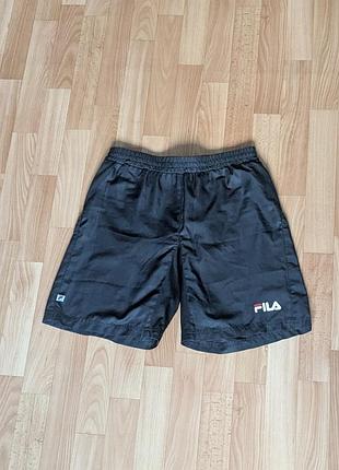 Легкие спортивные шорты fila