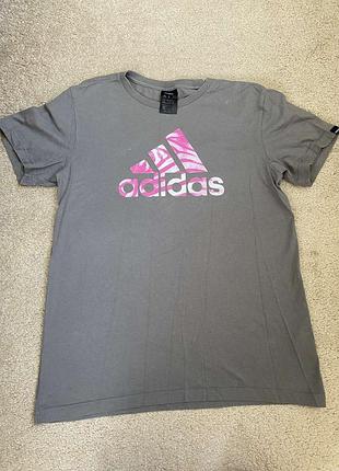 Футболка adidas