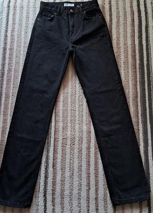 Джинси 36 bershka