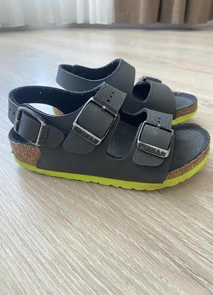 Босоніжки дитячі birkenstock 25 розмір, 16 см