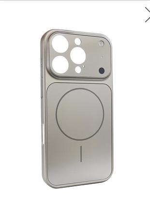 Чохол на 16 pro max: titanium gray