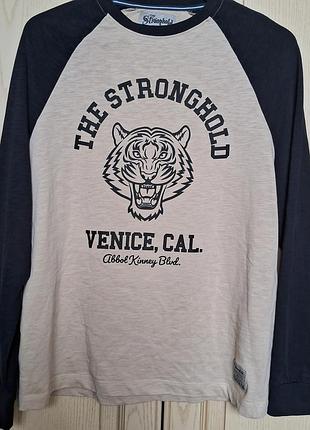 Кофта the stronghold