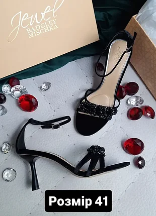 Badgley mischka оригінал чорні вечірні босоніжки з стразами на шпильці