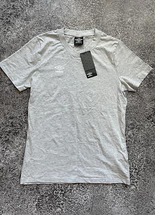 Жіноча футболка umbro