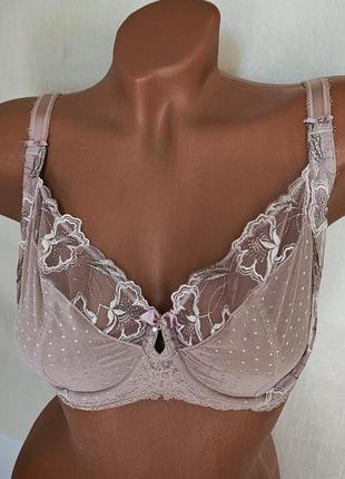 Дивовижний мереживний бюстгальтер marks & spencer.