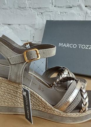 Босоножки на танкетке, немецкого бренда marco tozzi 38 размер,кожа