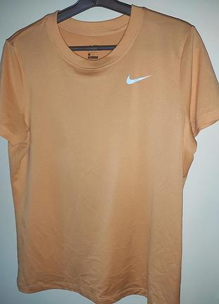 Нова сток оригінал спорт фірмова футболка.nike.л