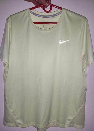 Новая сток оригинал фирменная футболка nike.л-хл
