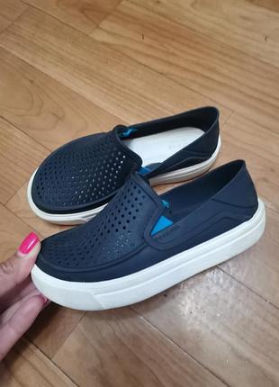 Крокси з 10. crocs