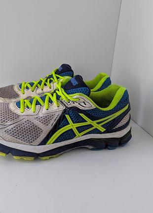 Кроссовки asics