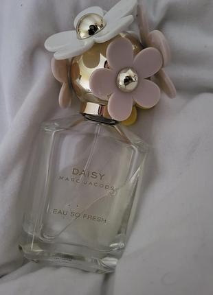 Marc jacobs daisy eau so fresh 3
