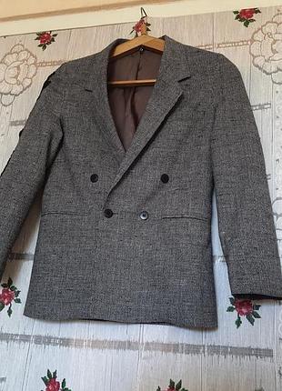 Супер пиджак серая и белая нитки,р.8"christian dior"