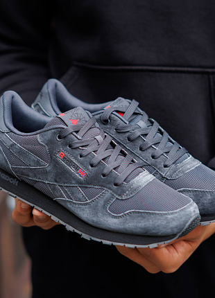 Classic leather light grey 2